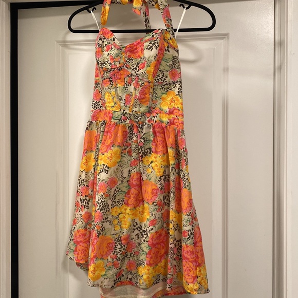 Guess Floral Dress - Picture 2 of 4
